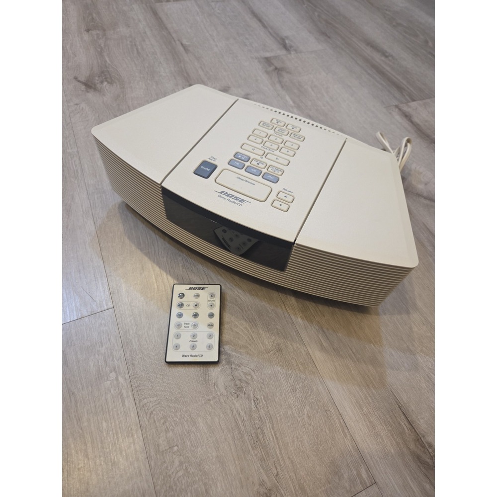 WORKING Bose Wave Radio/CD Player AWRC-1P White Remote & Cable